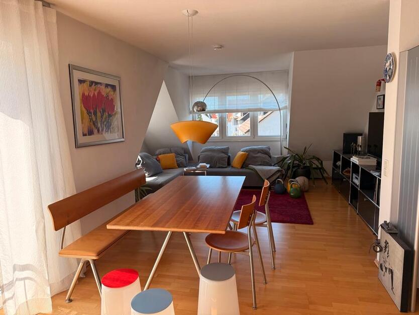 Courtagefreie 3-Zimmer-Wohnung mit Dachterrasse & Bulthaup-Küche