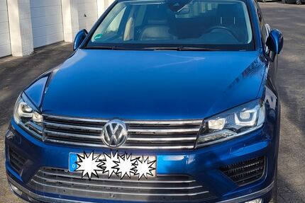 VW Touareg 145.500 km 22.400 &euro; Bonn 53123