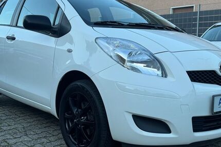 Toyota Yaris 154.000 km 4.190 &euro; Köln 50858