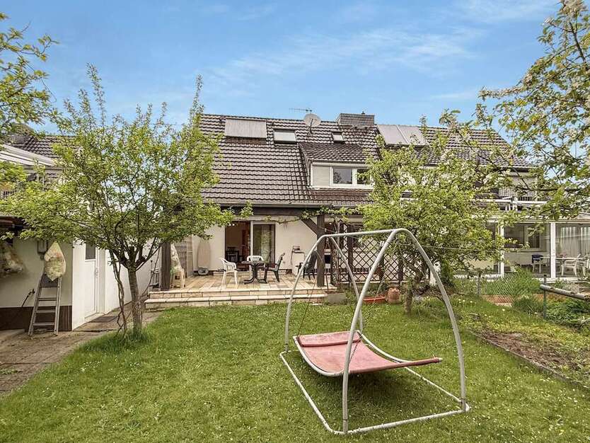 Haus zum Kaufen in Leverkusen 570.000 € 138 m²