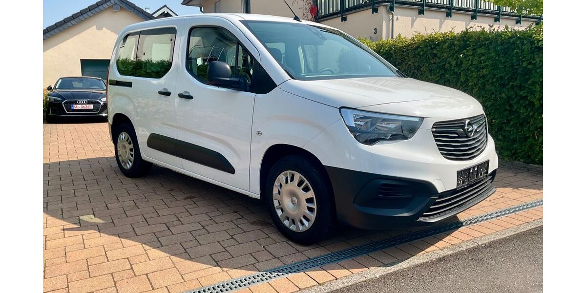 Opel Combo Life 112.350 km 13.850 &euro; Neunkirchen 53819