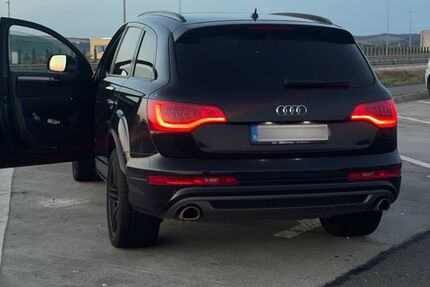 Audi Q7 260.000 km 15.400 &euro; Bornheim 53332