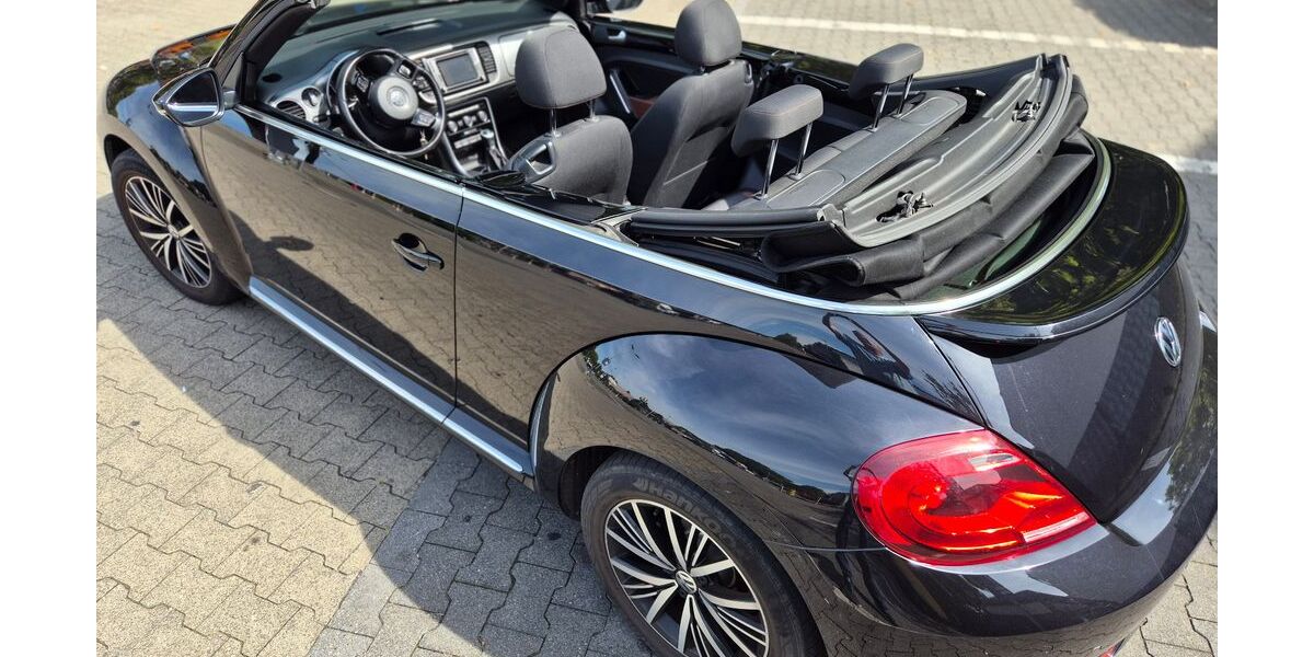 VW Beetle 109.800 km 14.980 &euro; Köln 50735
