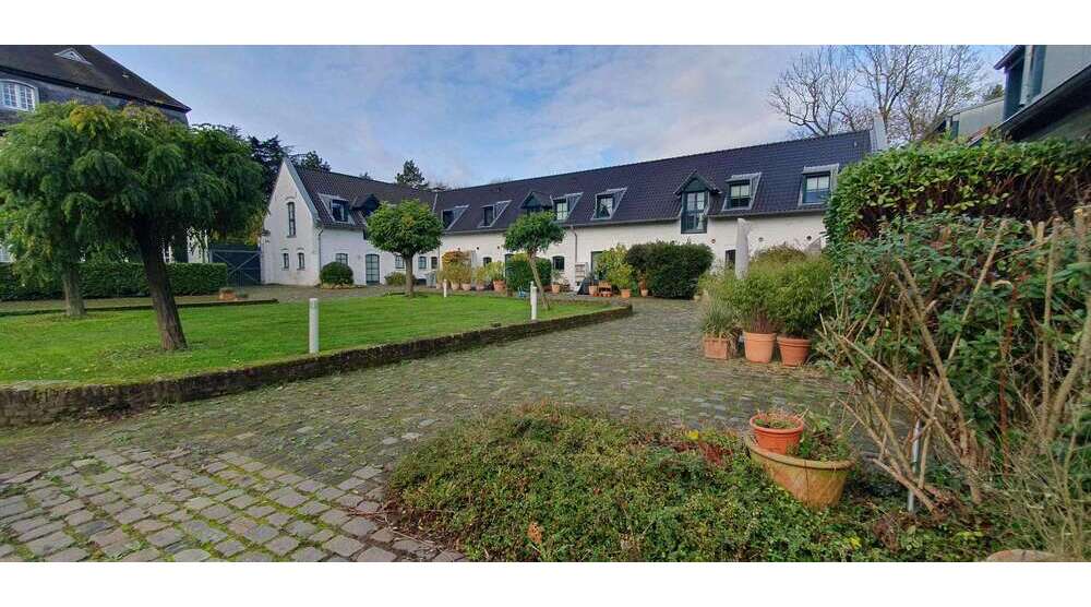 Haus zum Kaufen in Köln 650.000 € 106 m²