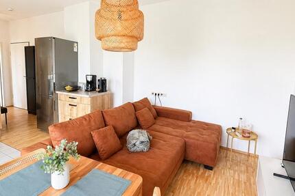 Wohnung Köln Kalk - 2 Zimmer, 53 m&sup2;, 990&euro; | Angebot:26317765