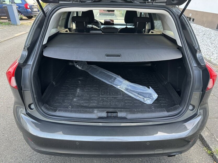 Ford Focus EcoBlue.Nav.Temp.Serv-Neu.EU6 GARANTIE.1Hd 64.284 km 14.500 € Erftstadt 50374