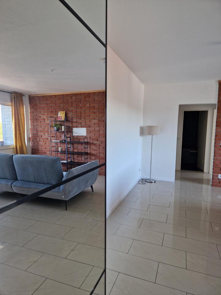 Modern & bezugsbereit: 3-Zimmer-Wohnung mit Balkon und Garage zimmer