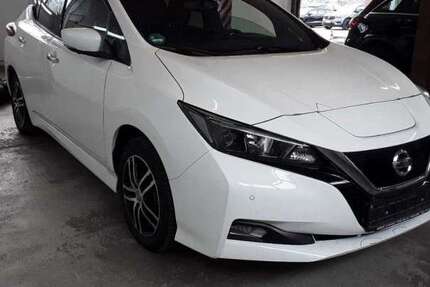 Nissan Leaf 40.498 km 13.440 &euro; Hennef 53773
