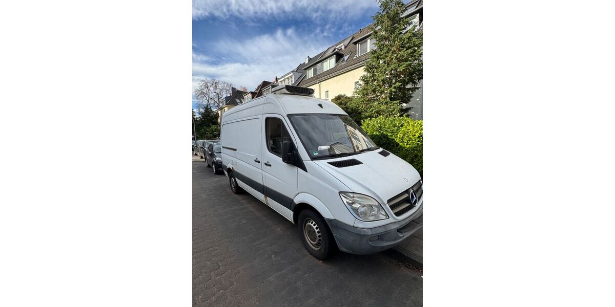 Mercedes-Benz Sprinter 238.500 km 6.900 &euro; Köln 50933