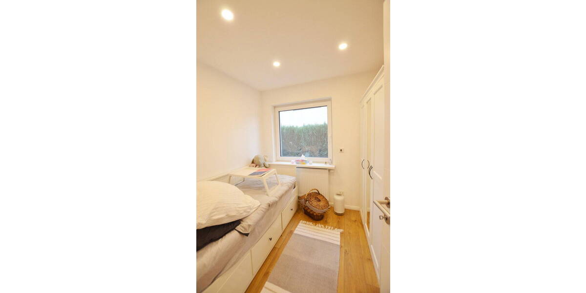 Etagenwohnung Troisdorf Spich - 4 Zimmer, 100 m&sup2;, 1.295&euro; | Angebot:26236530