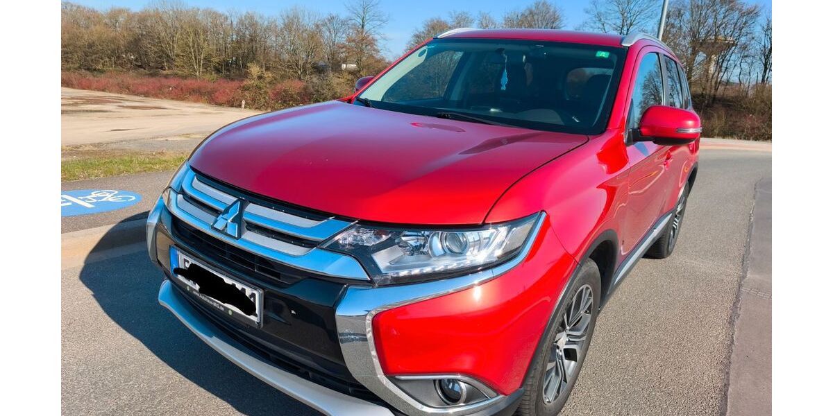 Mitsubishi Outlander 81.000 km 13.000 &euro; Leverkusen 51373