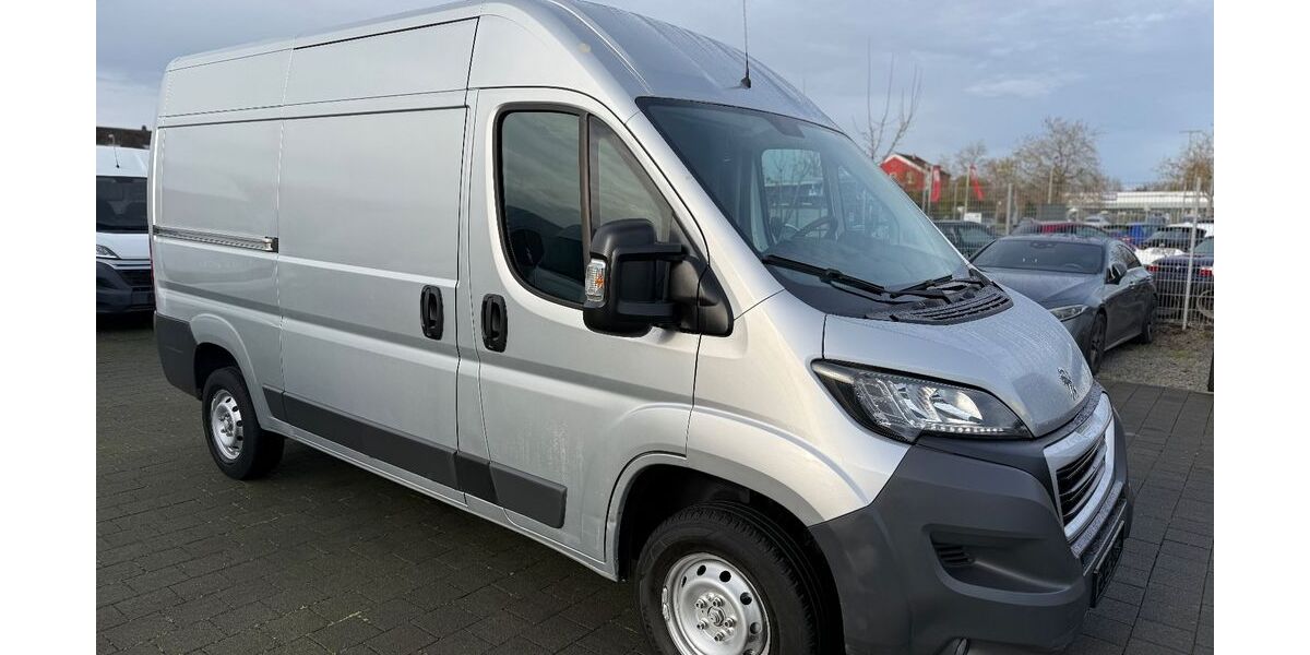 Peugeot Boxer 200.000 km 9.900 &euro; Bedburg (bei Köln) 50181