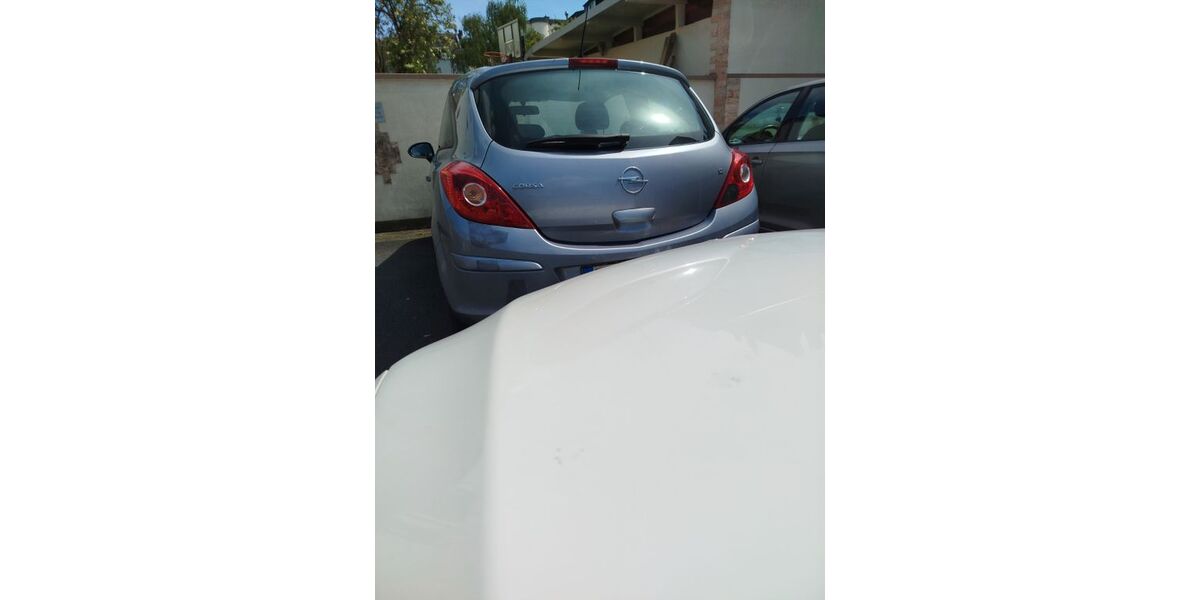 Opel Corsa 196.145 km 1.950 &euro; Wesseling 50389