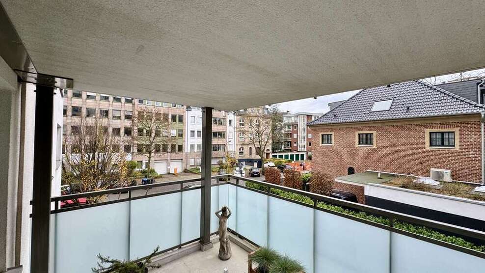 Wohnung zum Kaufen in Düsseldorf 399.000 € 88 m²