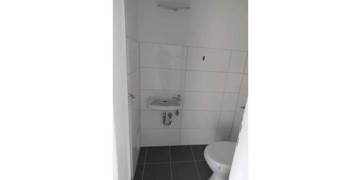 Erdgeschoßwohnung Bergheim - 3 Zimmer, 86 m&sup2;, 1.300&euro; | Angebot:25404174