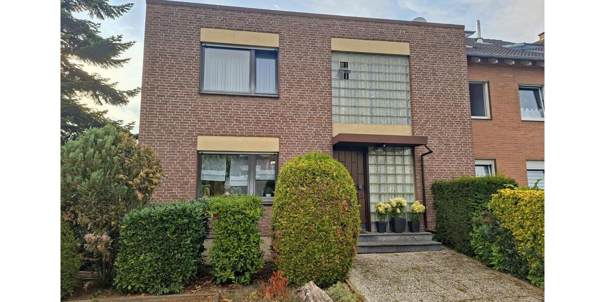 Reihenhaus Bergheim - 5 Zimmer, 129 m&sup2;, 475.000&euro; | Angebot:27239347