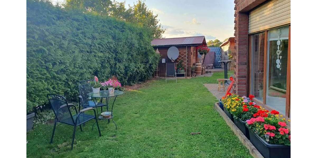 Haus zum Kaufen in Dormagen 1.100.000 € 251 m² 7.5 zimmer