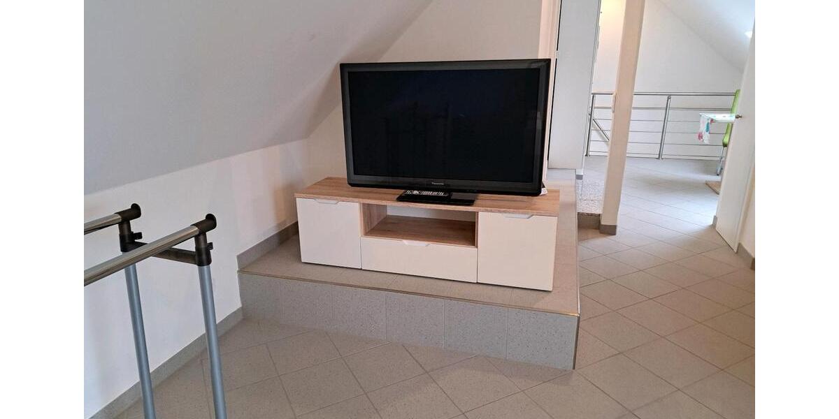 Dachgeschoßwohnung Leverkusen - 1 Zimmer, 45 m&sup2;, 650&euro; | Angebot:25394257