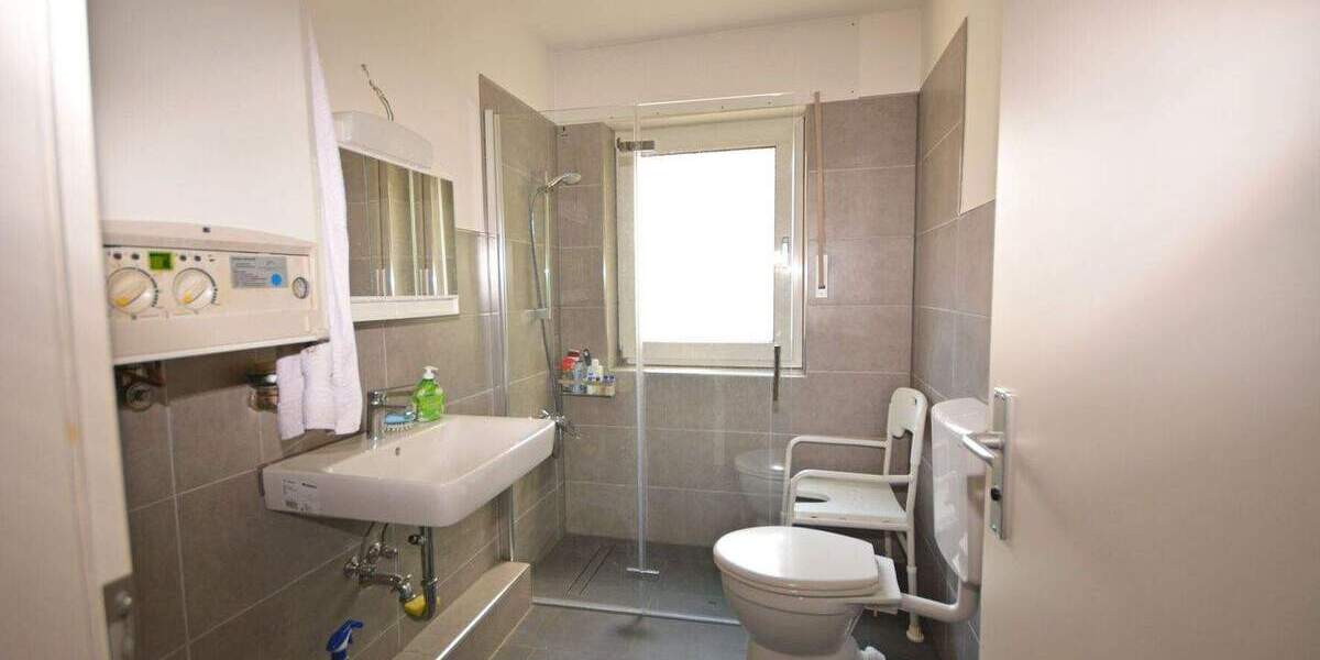 Etagenwohnung Köln Zündorf - 3 Zimmer, 66 m&sup2;, 225.000&euro; | Angebot:24221073