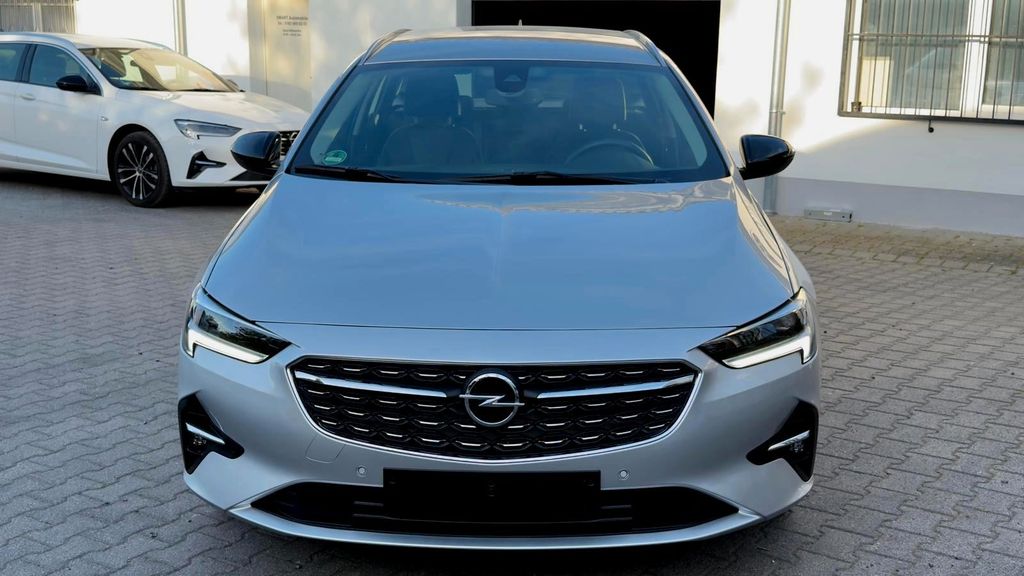 Opel Insignia 84.651 km 16.990 &euro; Siegburg 53721