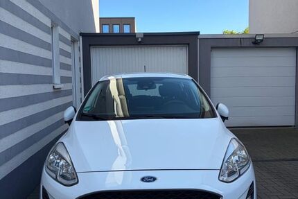 Ford Fiesta 80.000 km 8.200 &euro; Monheim 40789
