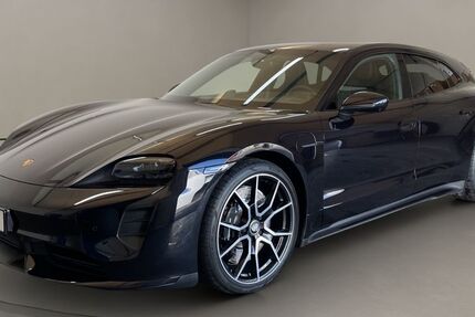 Porsche Taycan 19.080 km 85.500 &euro; Köln 50823