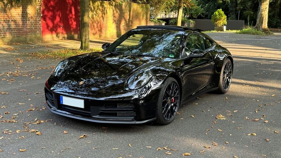 992