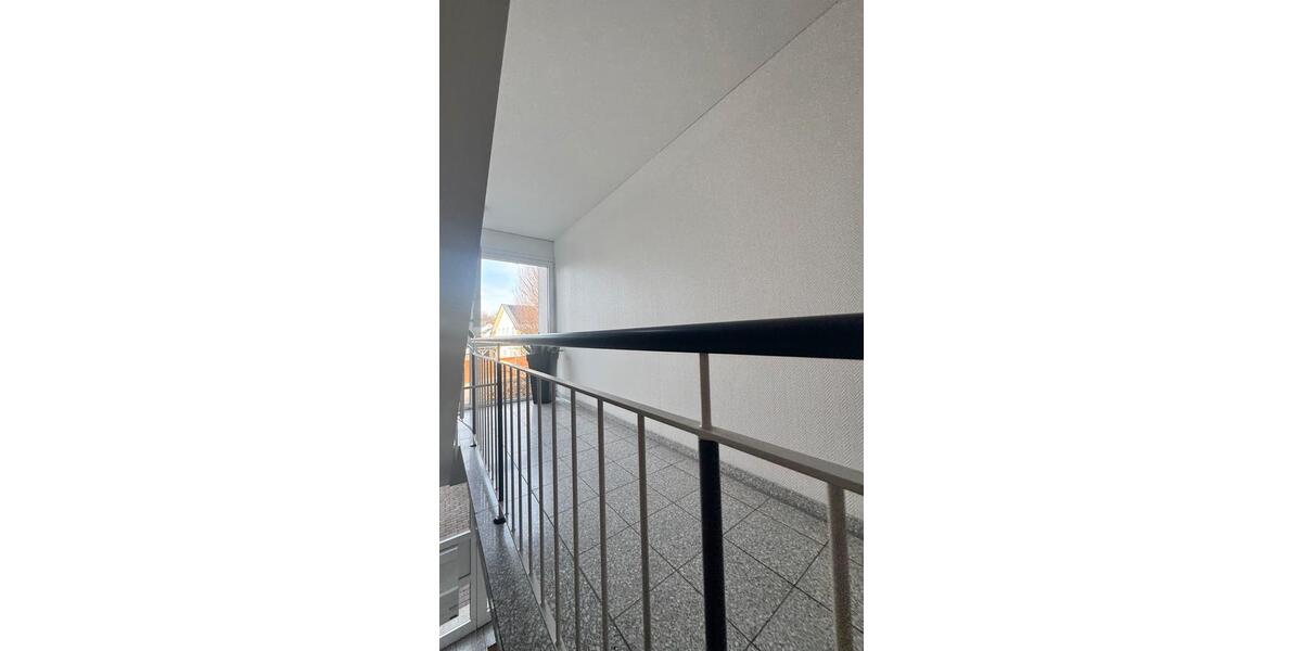 Dachgeschoßwohnung Leichlingen (Rheinland) - 2 Zimmer, 64 m&sup2;, 640&euro; | Angebot:24885011