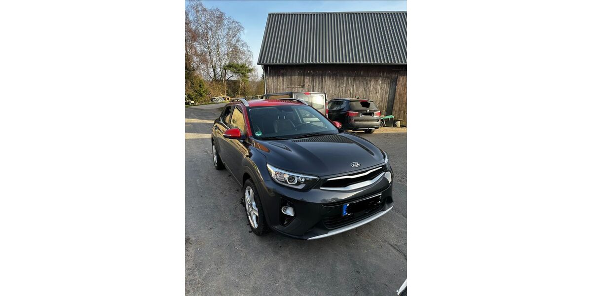 Kia Stonic 69.000 km 14.700 &euro; Overath 51491