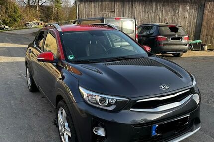 Kia Stonic 69.500 km 14.700 &euro; Overath 51491