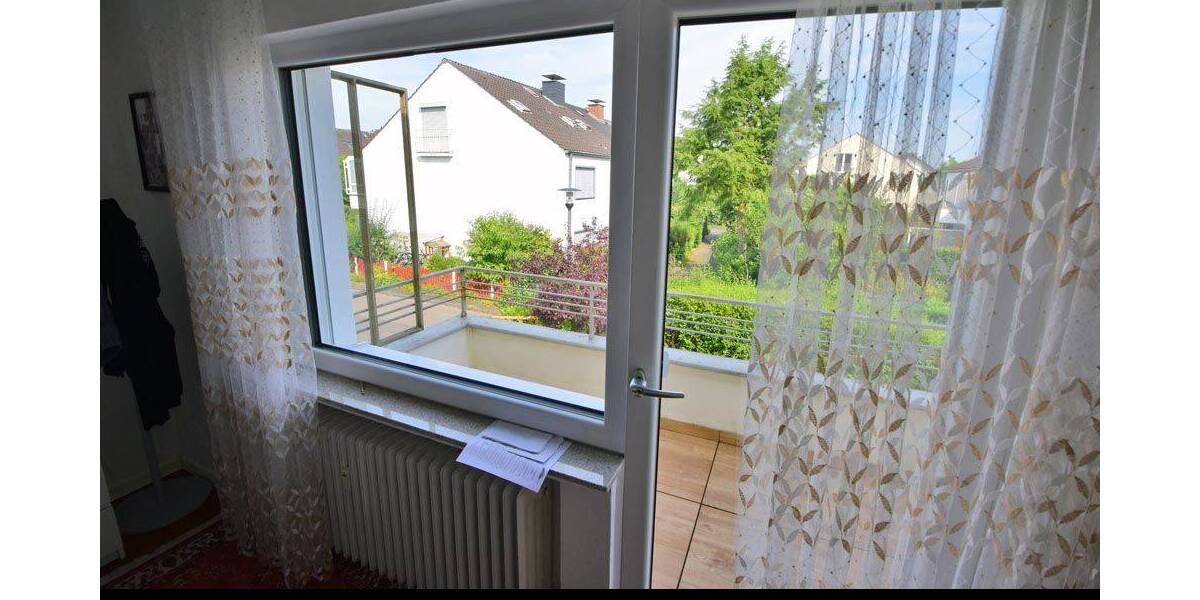 Kauf im Paket: 2 vermietete Wohnungen & 1 Garage in einem 3-Familienhaus in Bonn-Röttgen. 6 zimmer