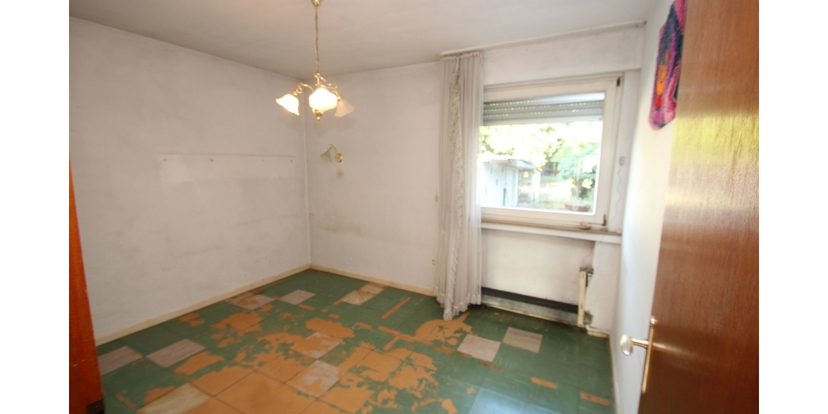 Mit 3D-Rundgang: Ein- bis Zweifamilienhaus in Köln mit weiterem Grundstück - Einfamilienhaus Köln Porz | Angebot:26952538