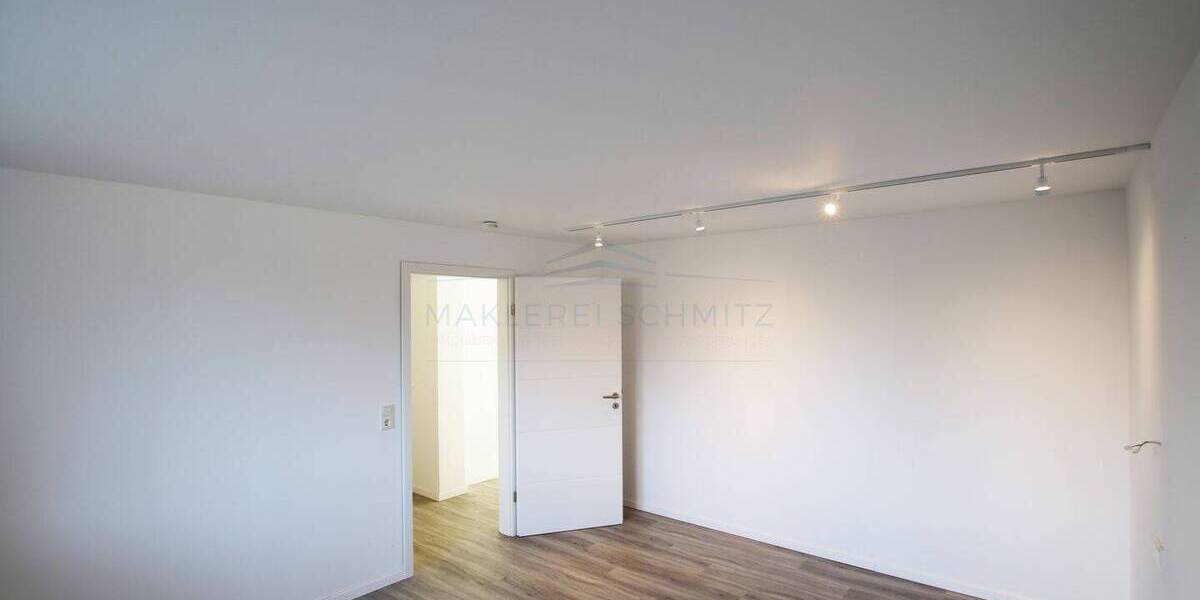 Etagenwohnung Hennef (Sieg) Hennef - 2 Zimmer, 75 m&sup2;, 229.900&euro; | Angebot:25769697