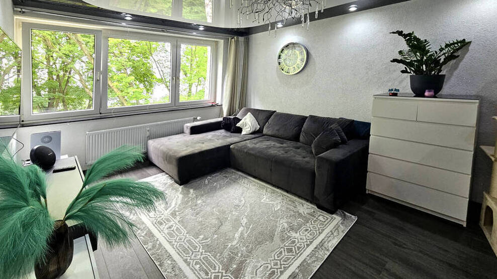 * schöne 3 Zimmerwohnung in Rheinnähe *