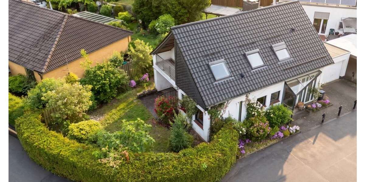 Einfamilienhaus Solingen Ohligs - 4 Zimmer, 121 m&sup2;, 350.000&euro; | Angebot:26870333
