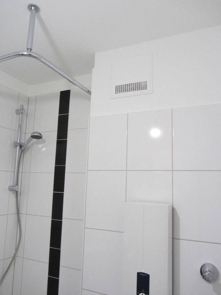 AlfterBonn * Komfort-Wohnung * Aufzug! * renoviert * SonnenLoggia * Stellplatz *Barrierearm*