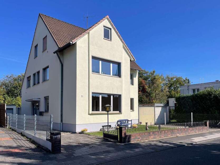 Haus zum Kaufen in Troisdorf 465.000 € 205.44 m² 7 zimmer