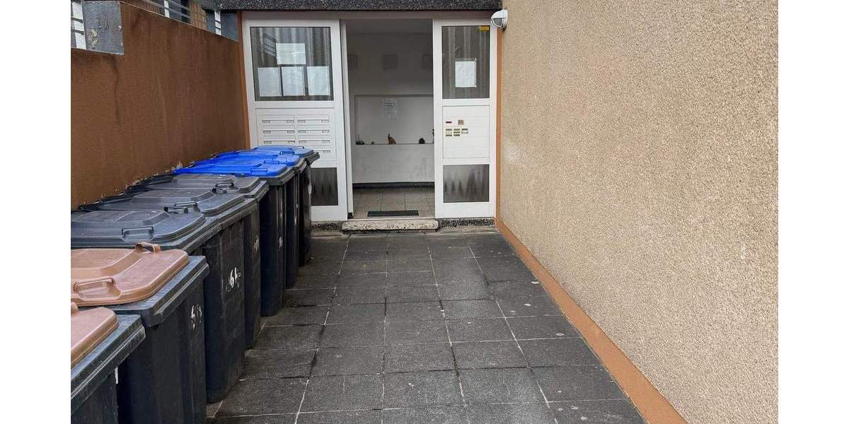 Etagenwohnung Brühl Pingsdorf - 3 Zimmer, 84 m&sup2;, 1.000&euro; | Angebot:25726743