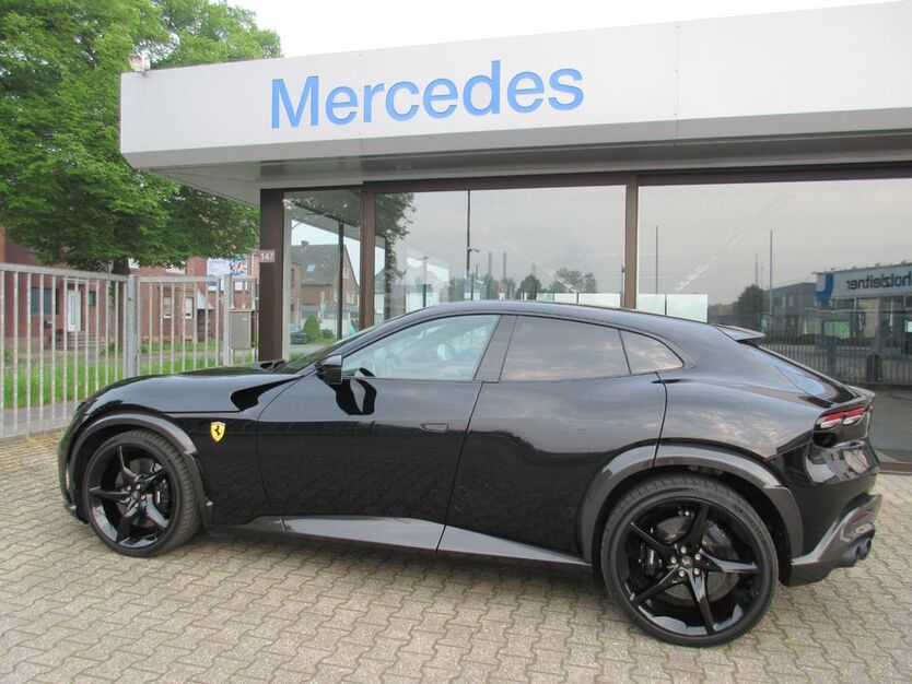 Ferrari Purosangue 5.000 km 579.990 € Bergheim 50126