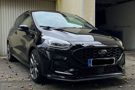 Ford Fiesta 59.500 km 16.000 &euro; Köln 50739