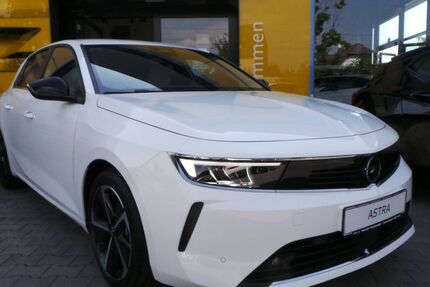 Opel Astra 39.900 km 18.390 &euro; Bornheim 53332