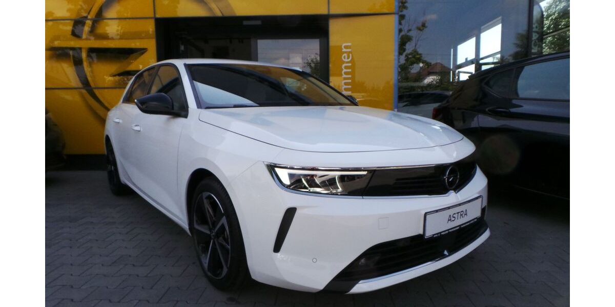 Opel Astra 39.900 km 18.390 &euro; Bornheim 53332