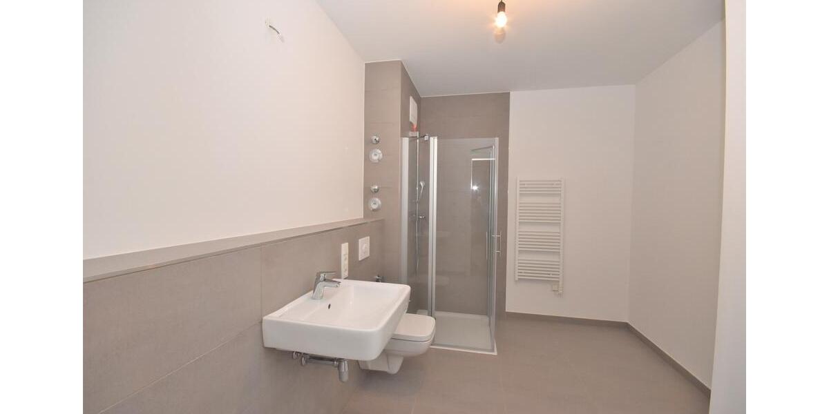 Dachgeschoßwohnung Bonn Dransdorf - 4 Zimmer, 127 m&sup2;, 1.745&euro; | Angebot:26166762