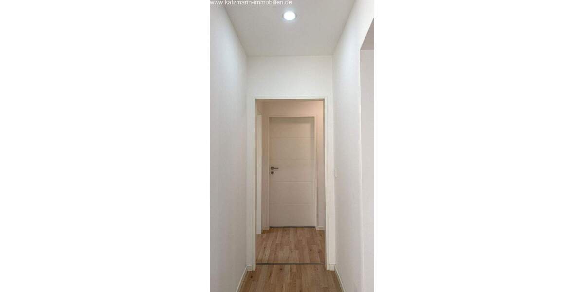 Etagenwohnung Bergheim Zieverich - 4 Zimmer, 101 m&sup2;, 173.000&euro; | Angebot:25611384