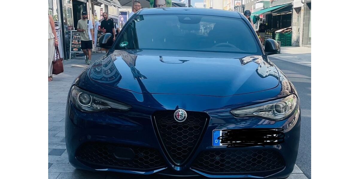 Alfa Romeo Giulia 81.295 km 27.850 &euro; Bonn 53119