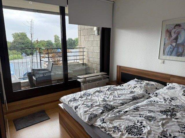 SCHÖNE 3-ZIMMER-DACHGESCHOSS-WOHNUNG HILDEN-CITY!! 3 zimmer