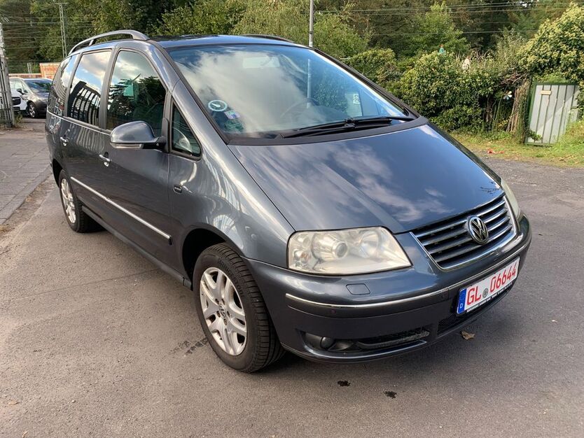 VW Sharan 233.000 km 3.999 € Bergisch Gladbach 51465