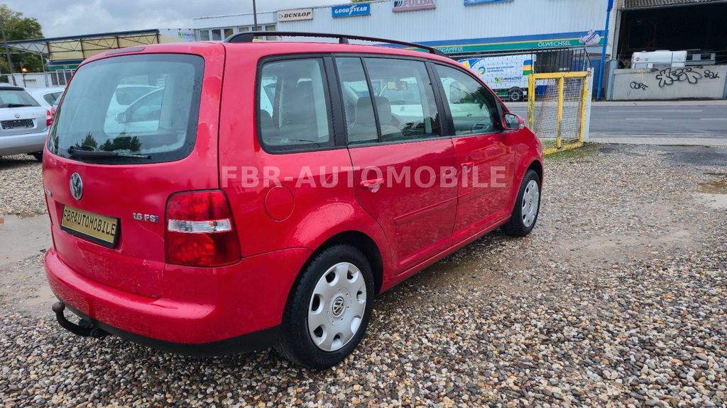 VW Touran 172.361 km 800 &euro; BONN 53227