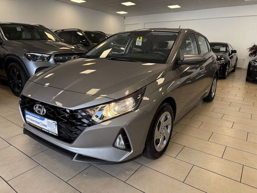 i20