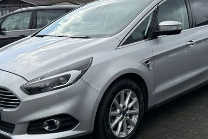 Ford S-Max 202.000 km 9.900 &euro; Bergisch Gladbach 51469